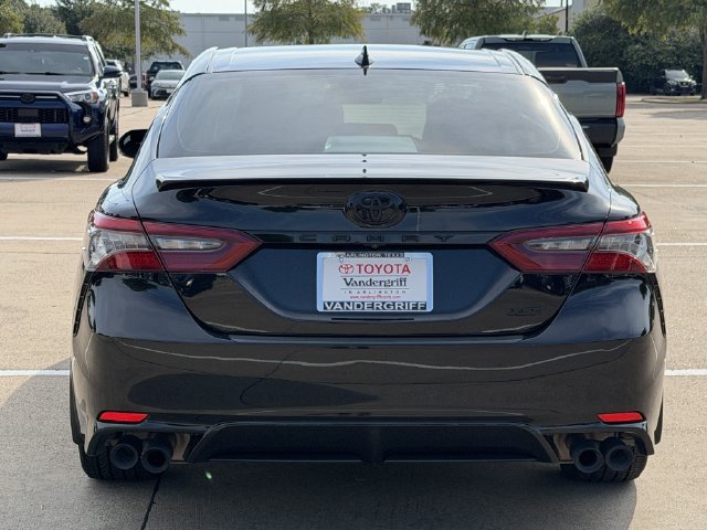 Used 2024 Toyota Camry XSE FWD image 5