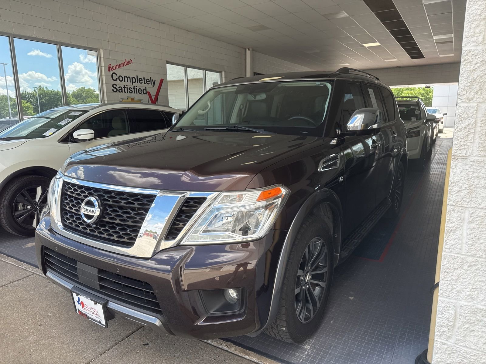 Used 2020 Nissan Armada SL w/ Premium Package RWD image 1