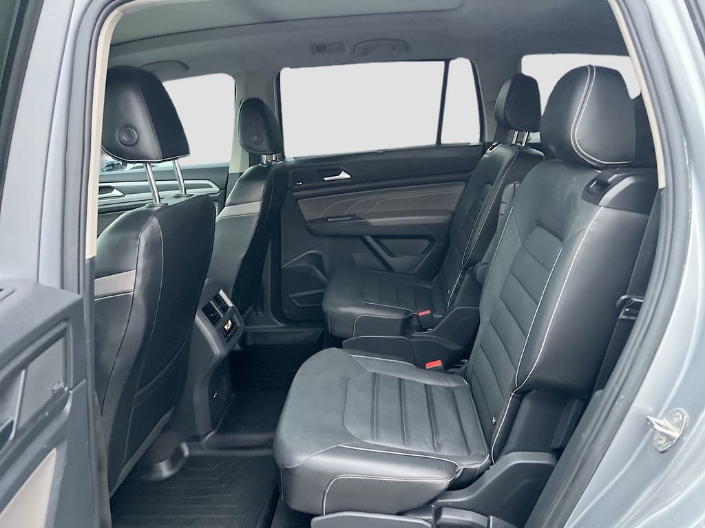 Used 2022 Volkswagen Atlas SEL Premium image 26