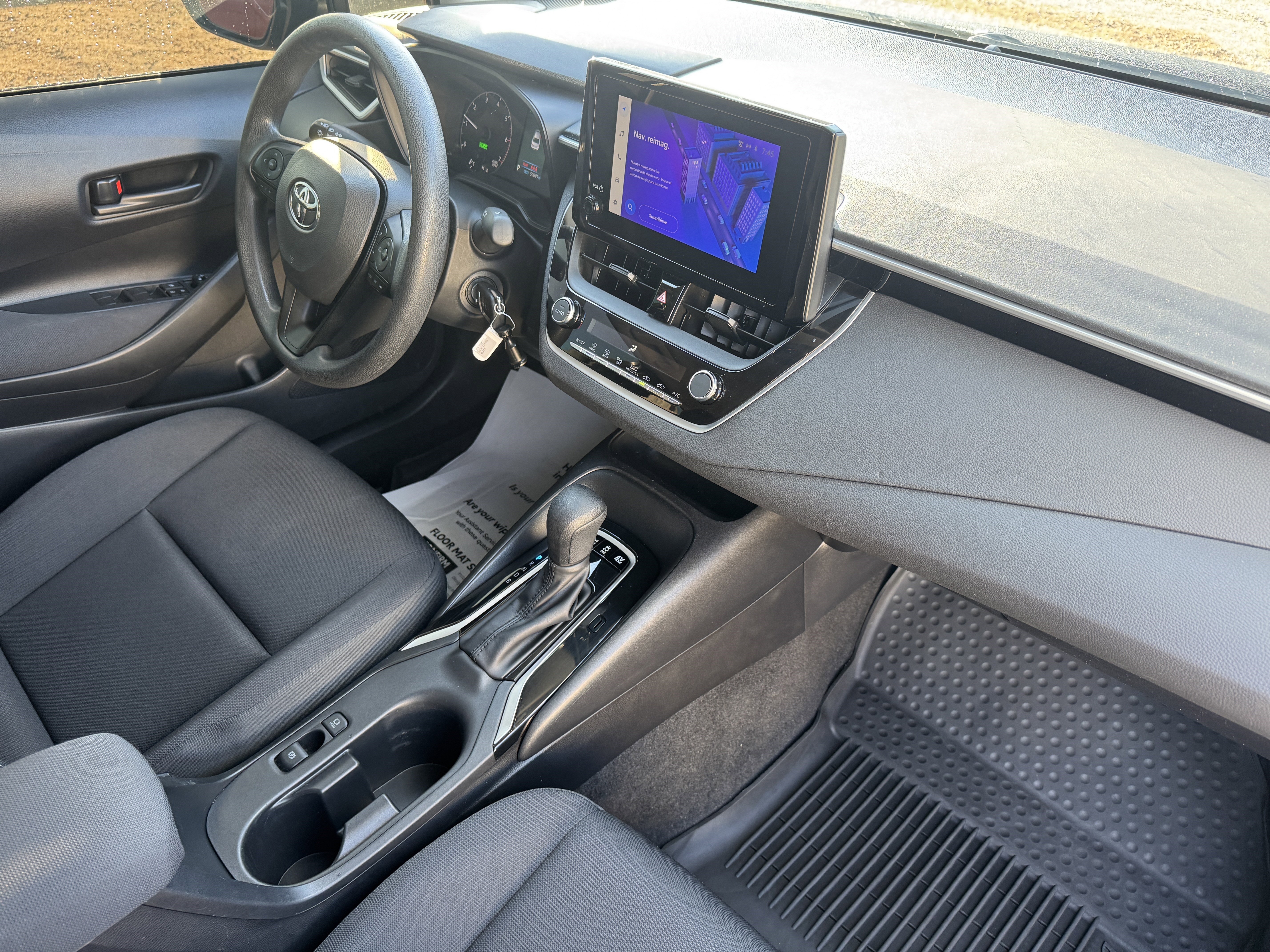 Used 2024 Toyota Corolla LE image 19