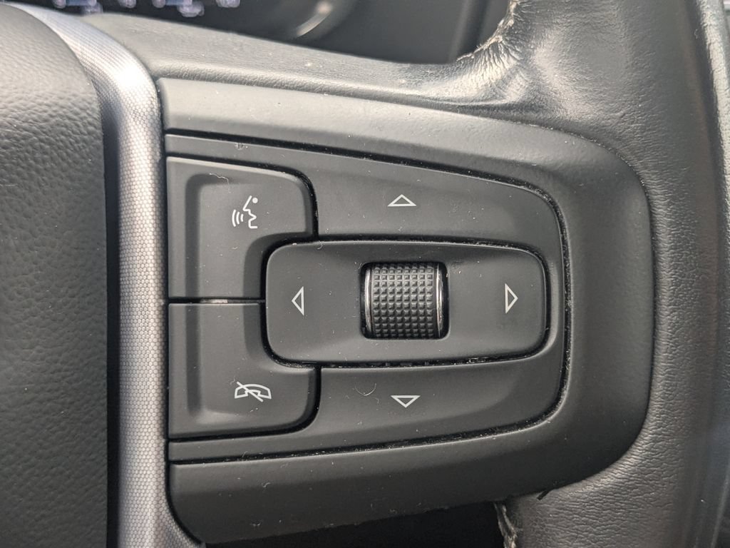 Used 2022 GMC Yukon XL SLE w/ Gmc Pro Safety Plus Package RWD image 13