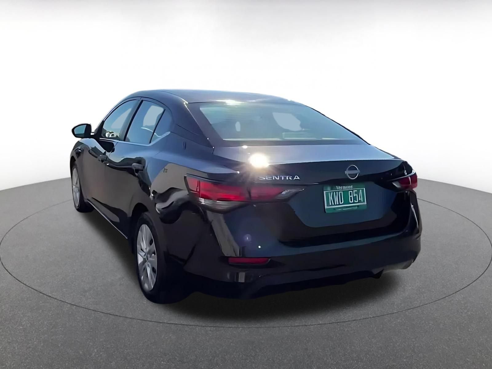 Used 2025 Nissan Sentra S FWD image 10