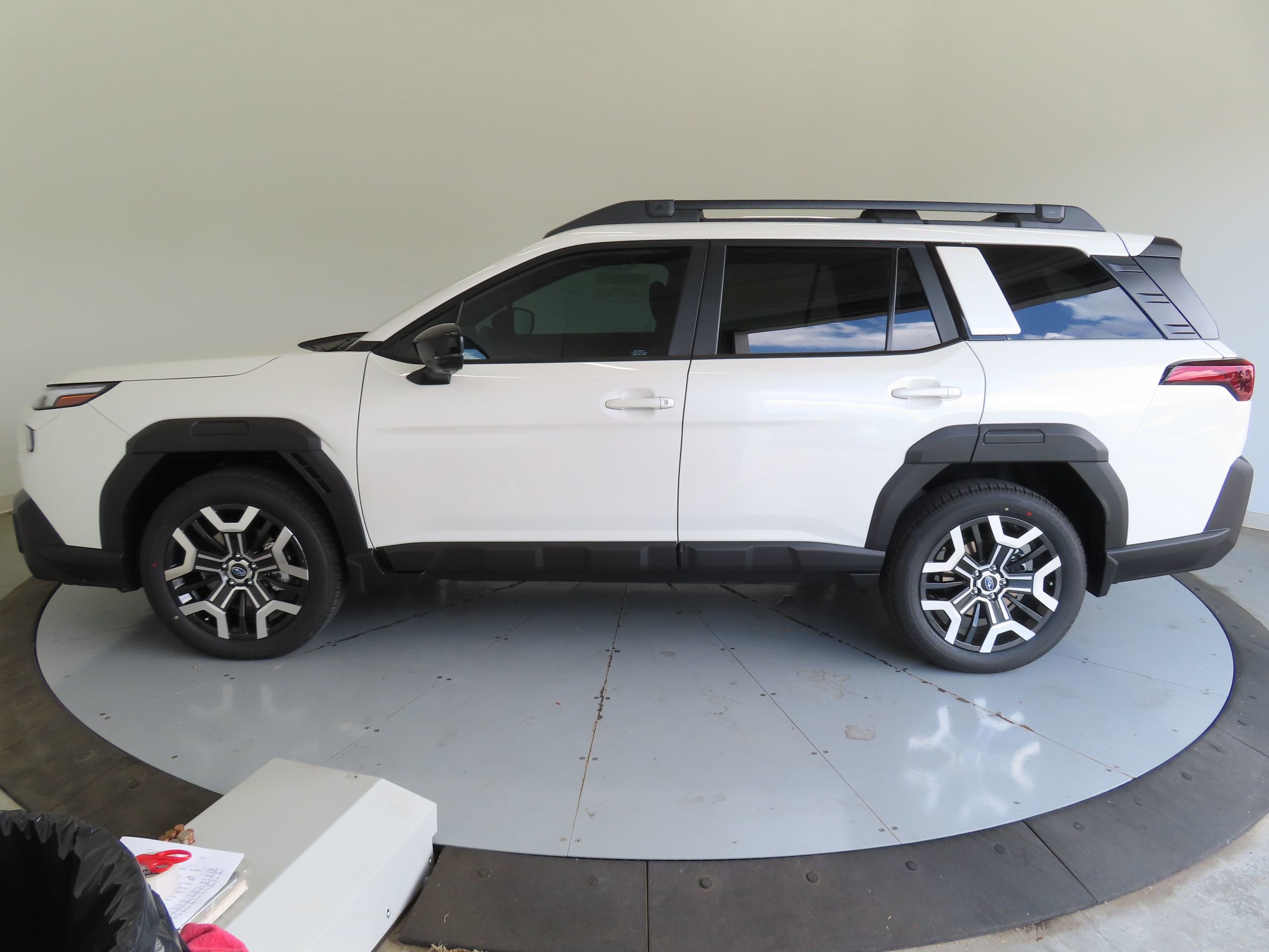 New 2026 Subaru Outback Touring XT AWD/4WD image 9