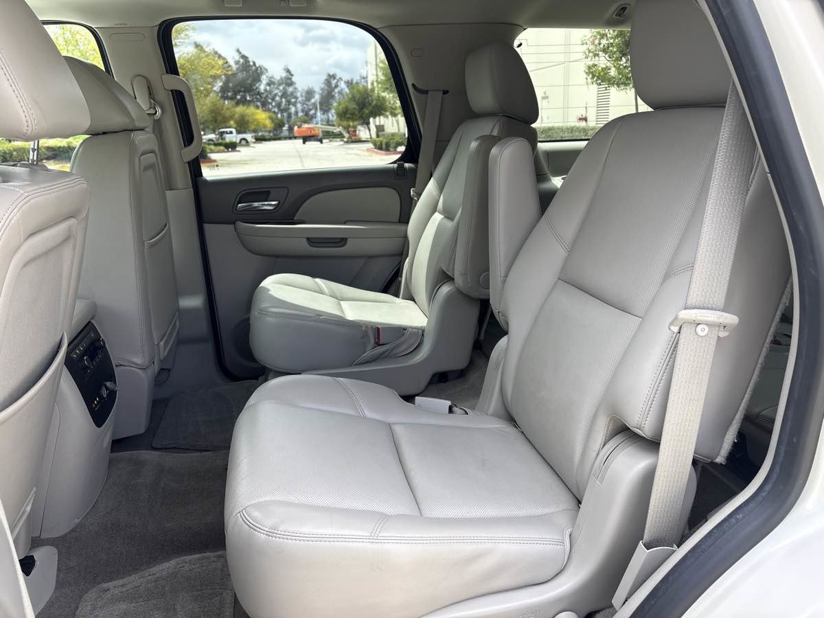 Used 2013 Chevrolet Tahoe LTZ image 13