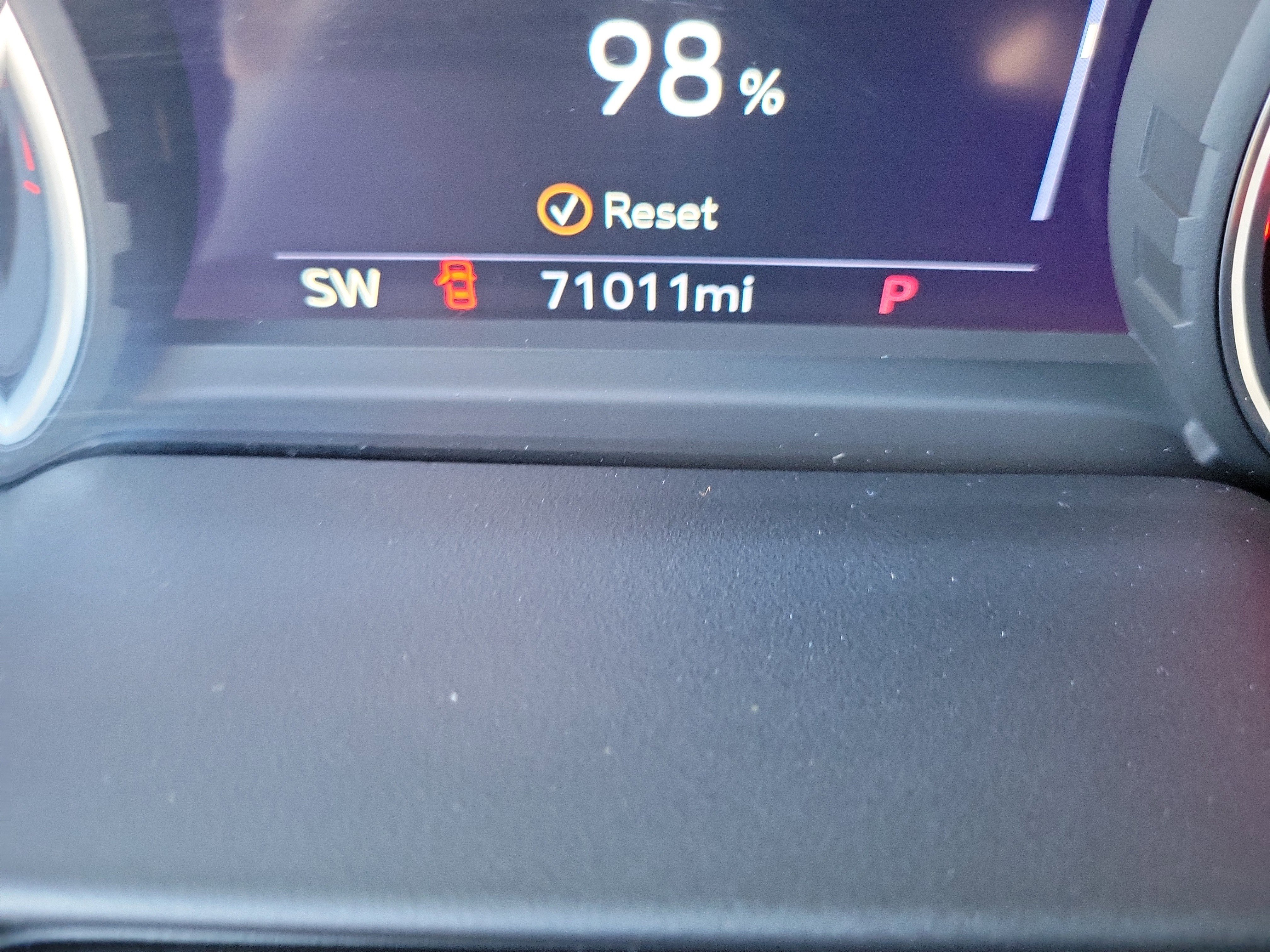 Used 2021 Chevrolet Tahoe Premier w/ Premium Package image 33