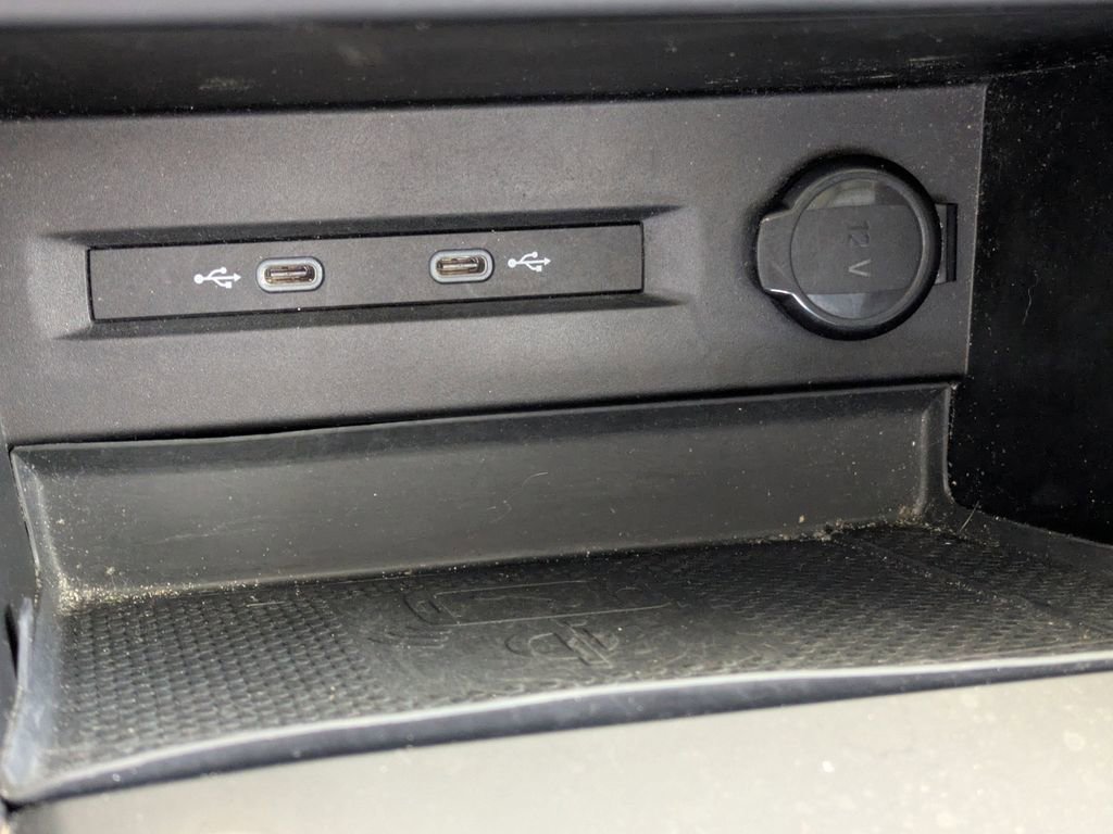 Used 2022 Volkswagen Taos SE image 26