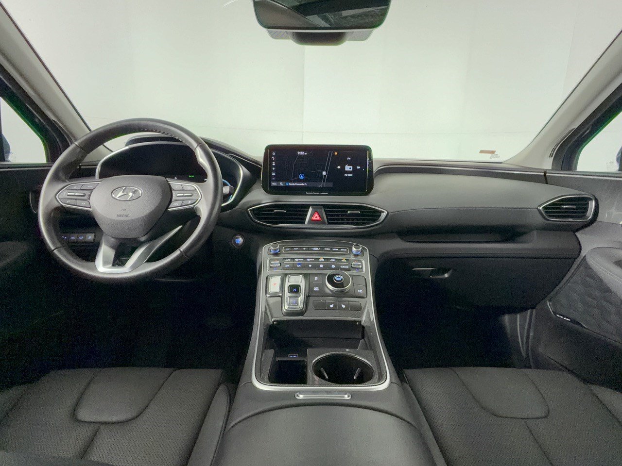 Used 2023 Hyundai Santa Fe SEL w/ Premium Package FWD image 17