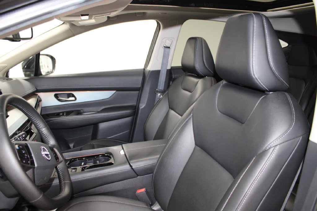 Used 2025 Nissan Murano SL AWD/4WD image 13