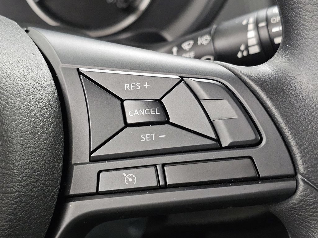 Used 2025 Nissan Kicks Play S FWD image 28