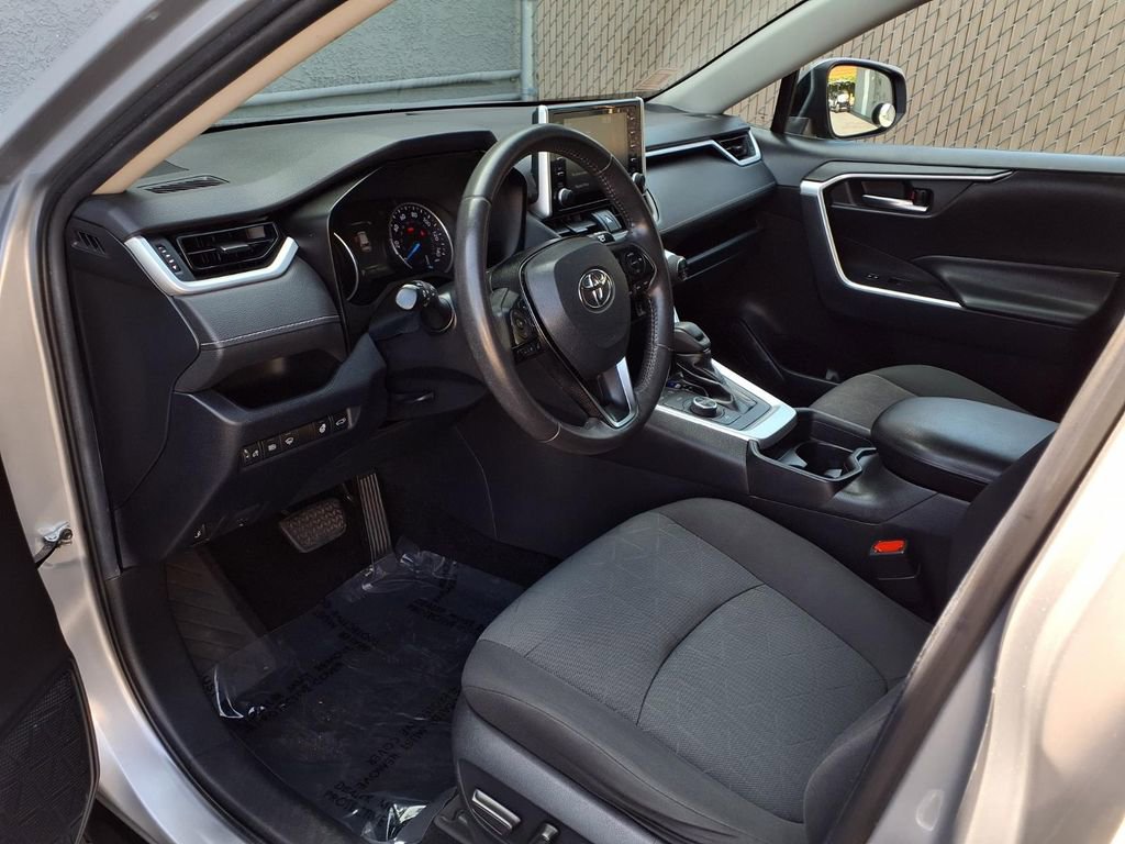 Certified 2019 Toyota RAV4 XLE AWD/4WD image 14