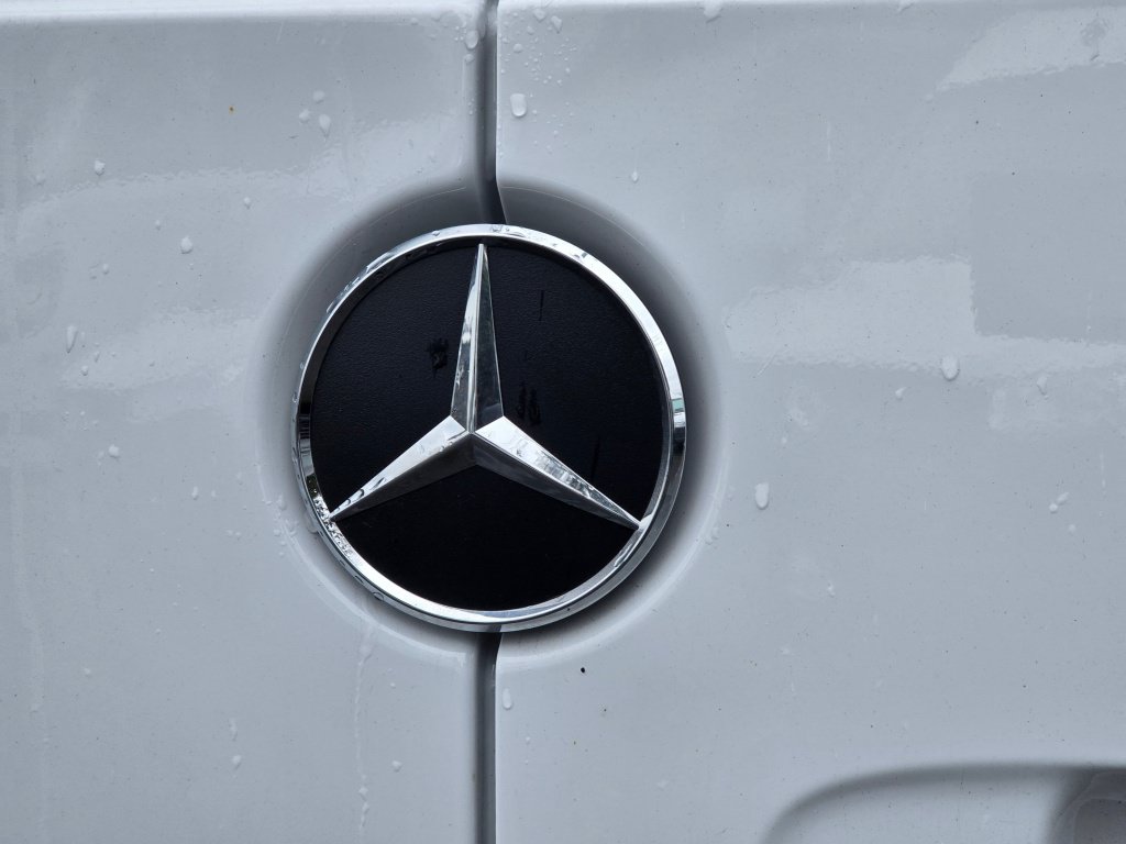 New 2025 Mercedes-Benz Sprinter 2500 image 10