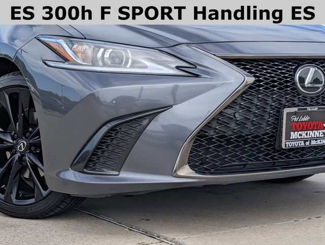 Used 2023 Lexus ES 300h F Sport image 3