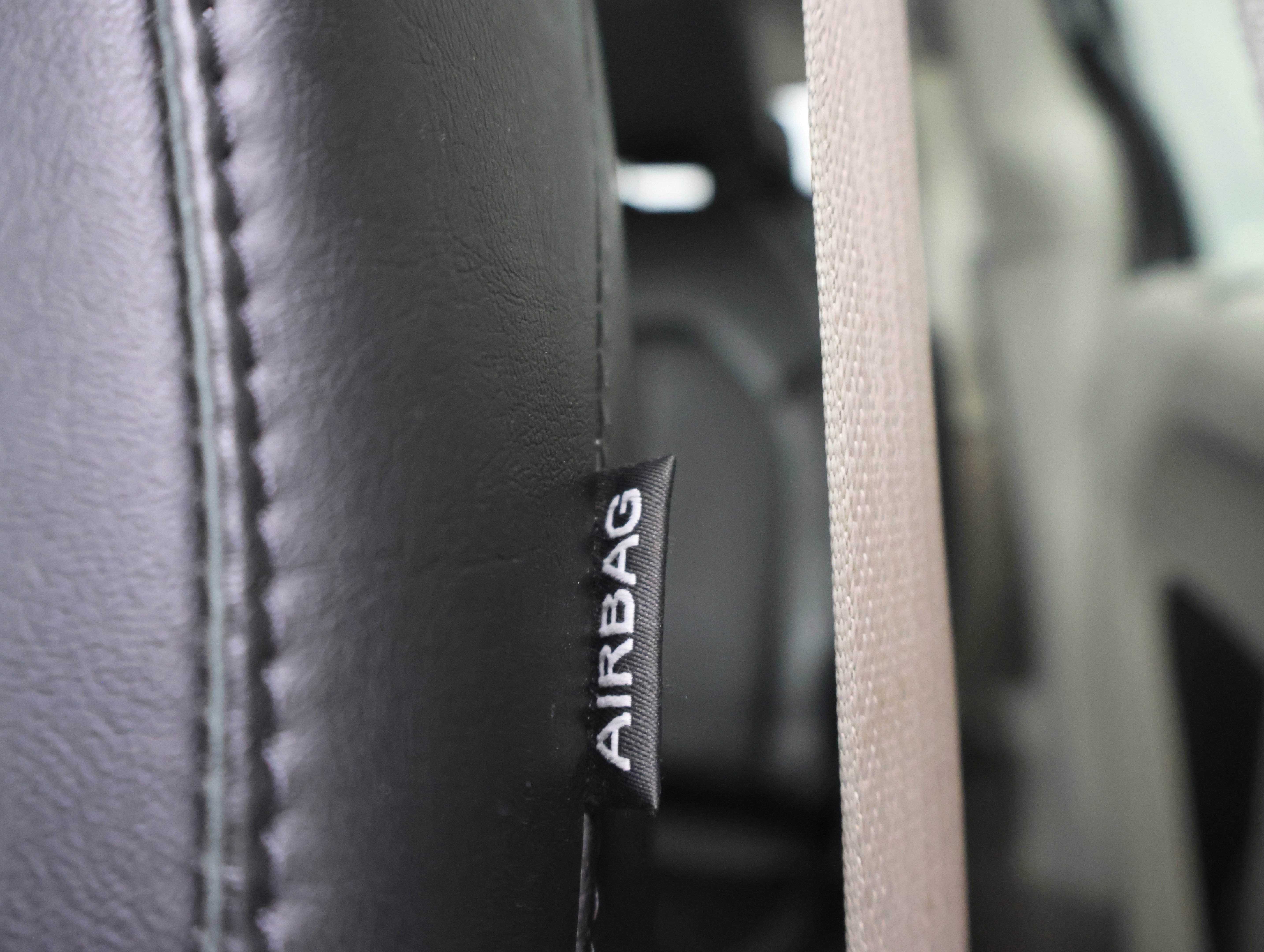 Used 2024 Chrysler Pacifica Touring-L FWD image 44