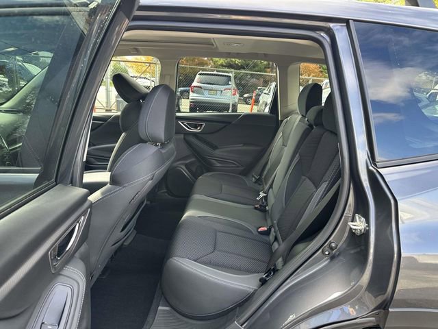 Used 2022 Subaru Forester Premium image 13