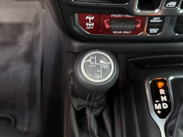 Used 2024 Jeep Wrangler Unlimited Rubicon AWD/4WD image 20