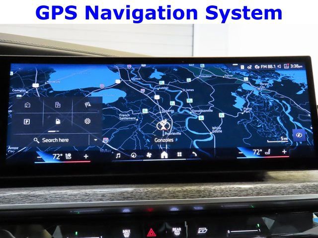 Used 2025 BMW 740i image 5