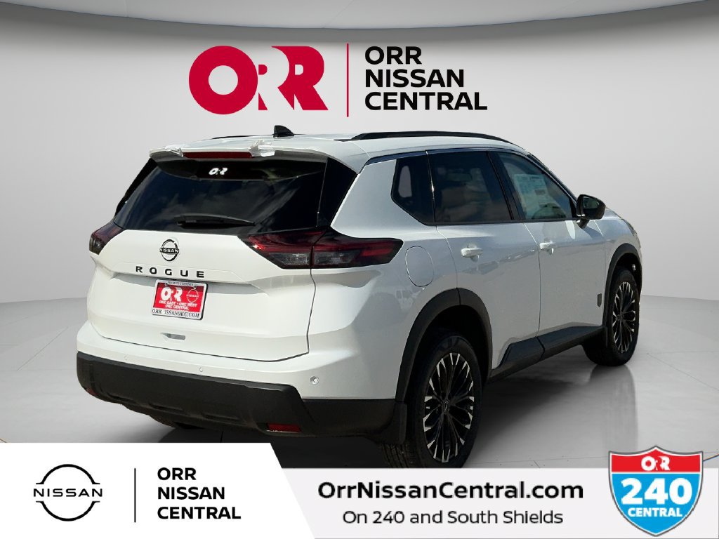 New 2027 Nissan Rogue Dark Armor FWD image 4