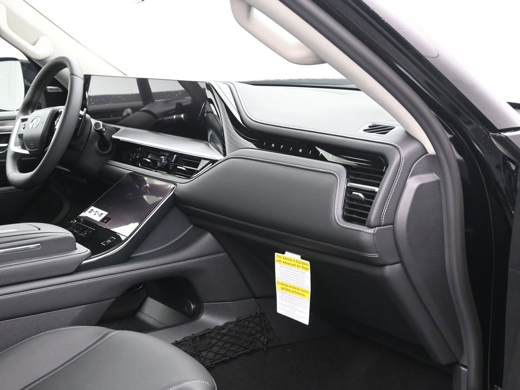 New 2026 INFINITI QX80 Pure image 6
