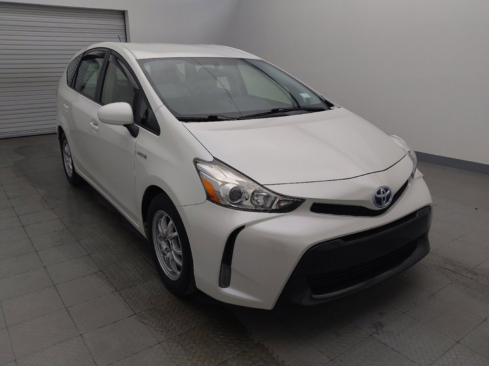 Used 2015 Toyota Prius V Two image 13