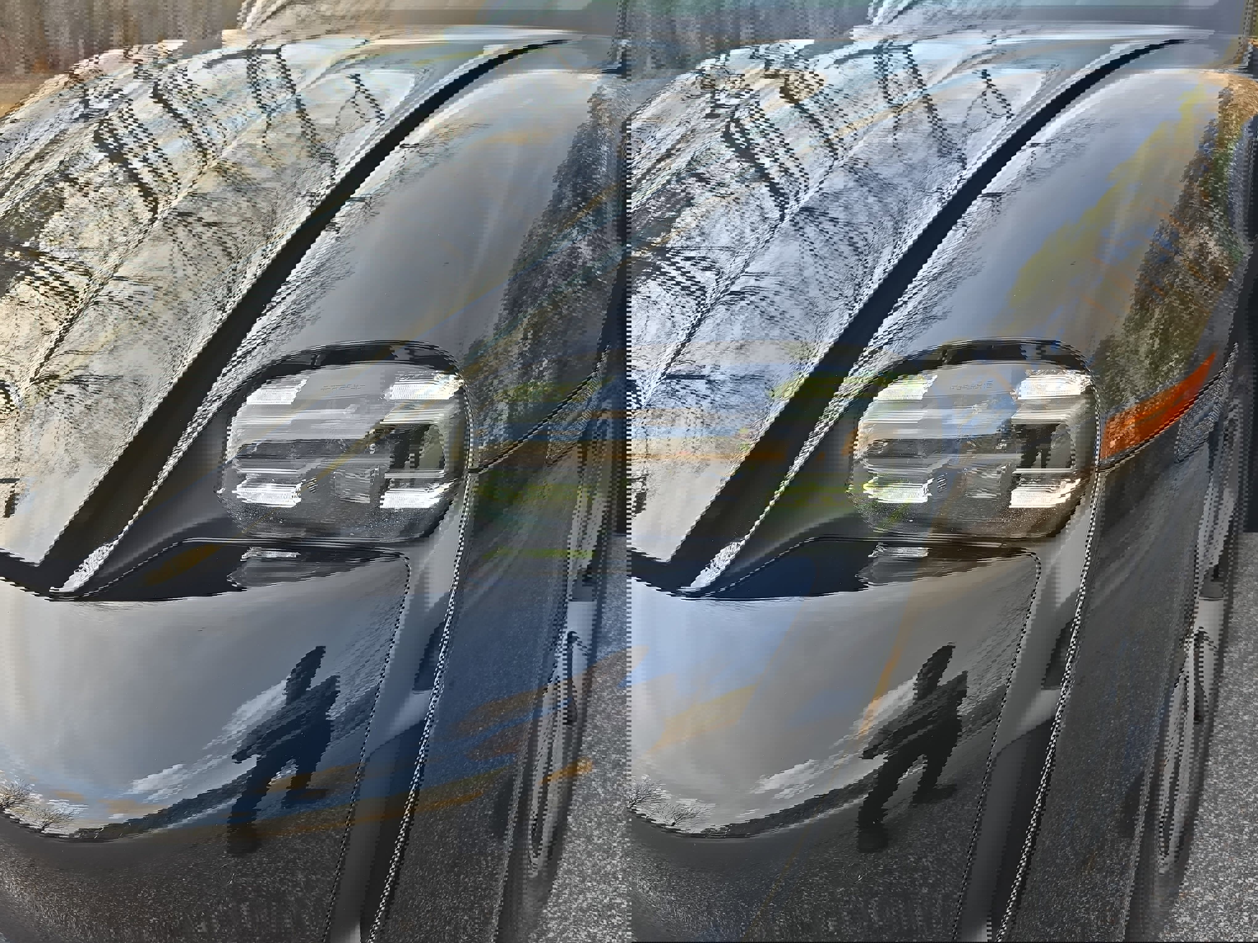 Used 2021 Porsche Taycan image 31