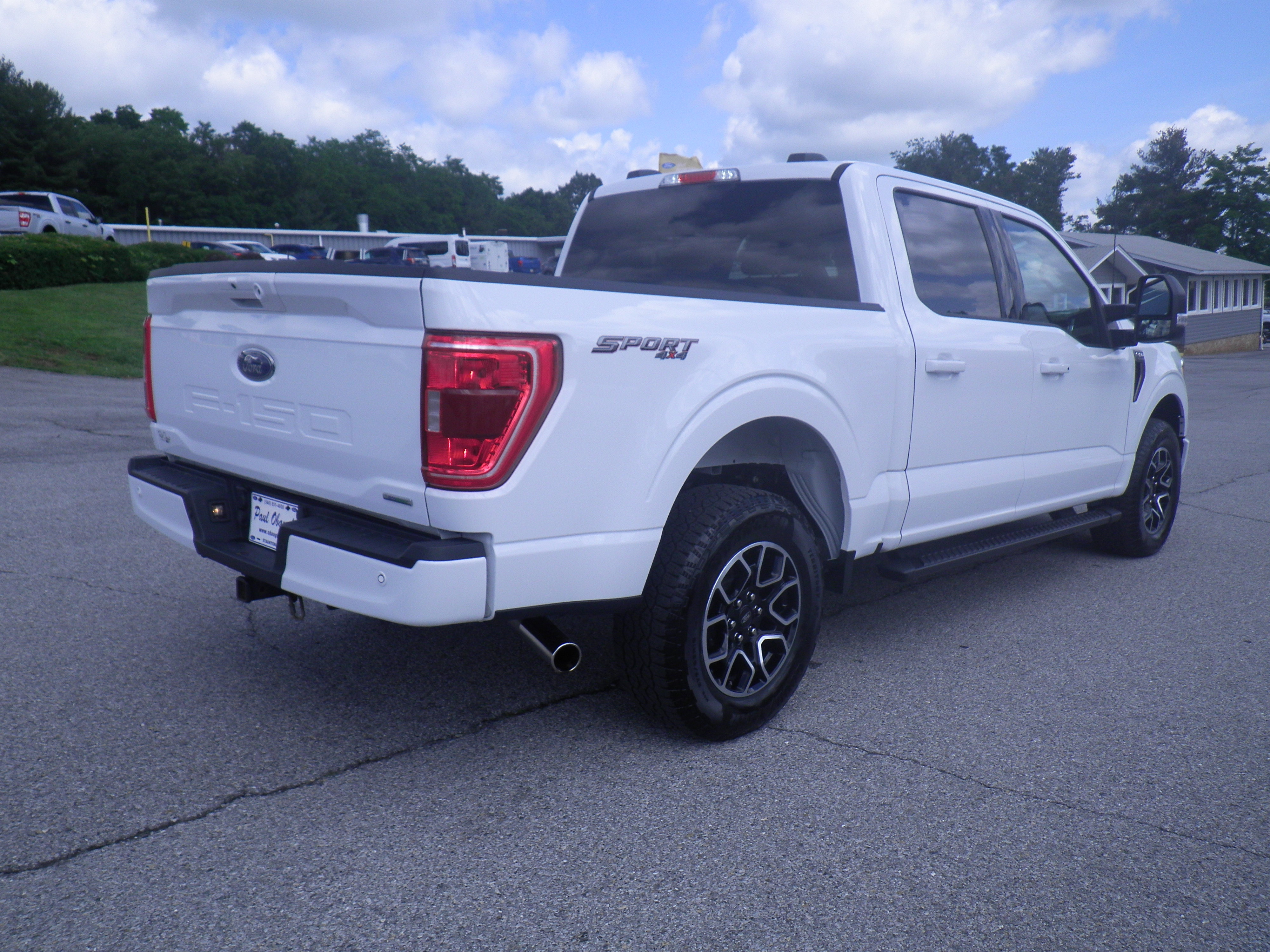 Certified 2022 Ford F150 XLT w/ Equipment Group 302A High image 7