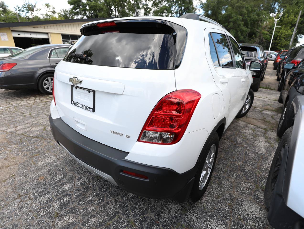 Used 2016 Chevrolet Trax LT w/ LT Convenience Package FWD image 6