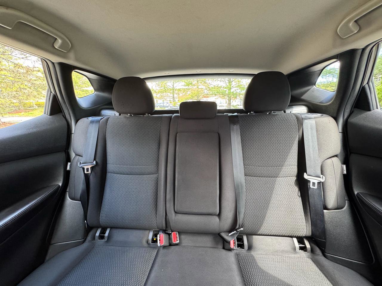 Used 2020 Nissan Rogue Sport S AWD/4WD image 13