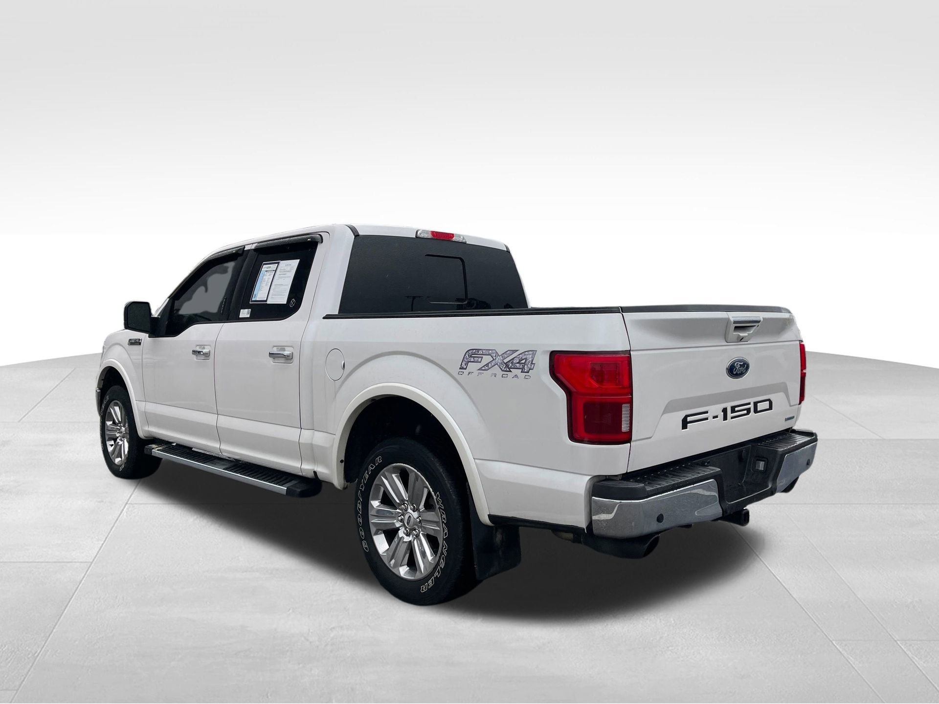 Used 2019 Ford F150 Lariat w/ Equipment Group 502A Luxury image 8