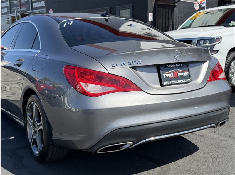 Used 2018 Mercedes-Benz CLA 250 image 39