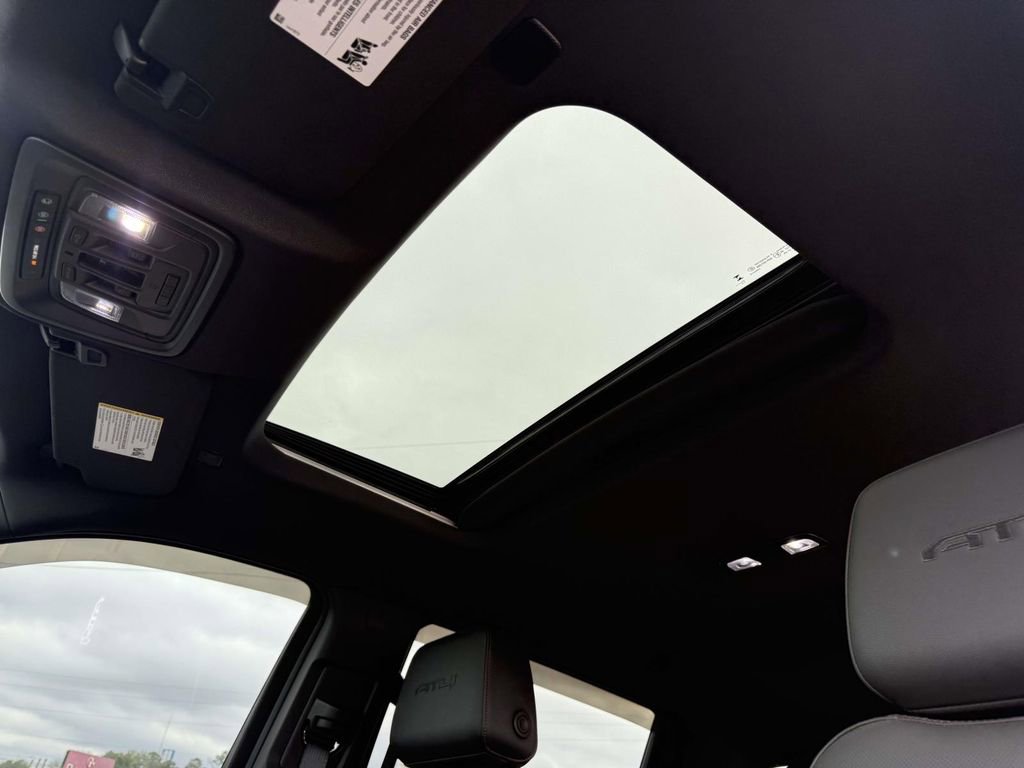 Used 2024 GMC Sierra 2500 AT4 w/ AT4 Premium Plus Package image 24