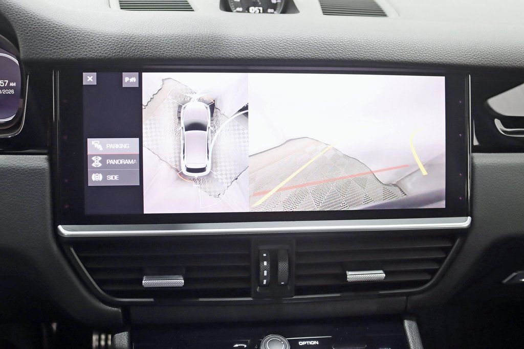 Used 2021 Porsche Cayenne S image 19