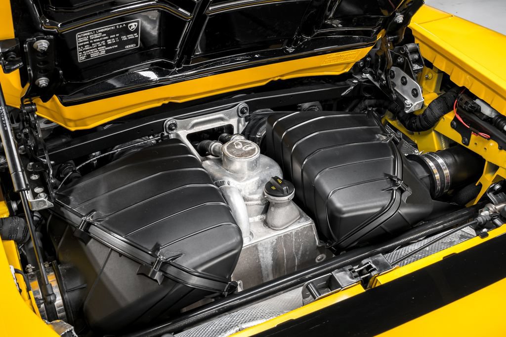 Used 2022 Lamborghini Huracan EVO RWD image 61