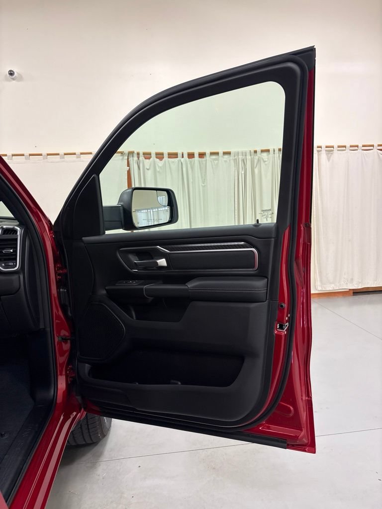 New 2026 RAM 1500 Big Horn AWD/4WD image 28