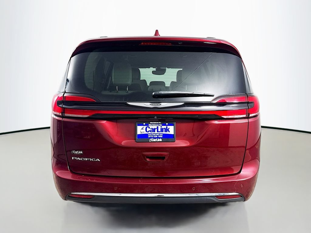 Used 2021 Chrysler Pacifica Touring-L w/ Premium & Safety Sphere Group FWD image 7