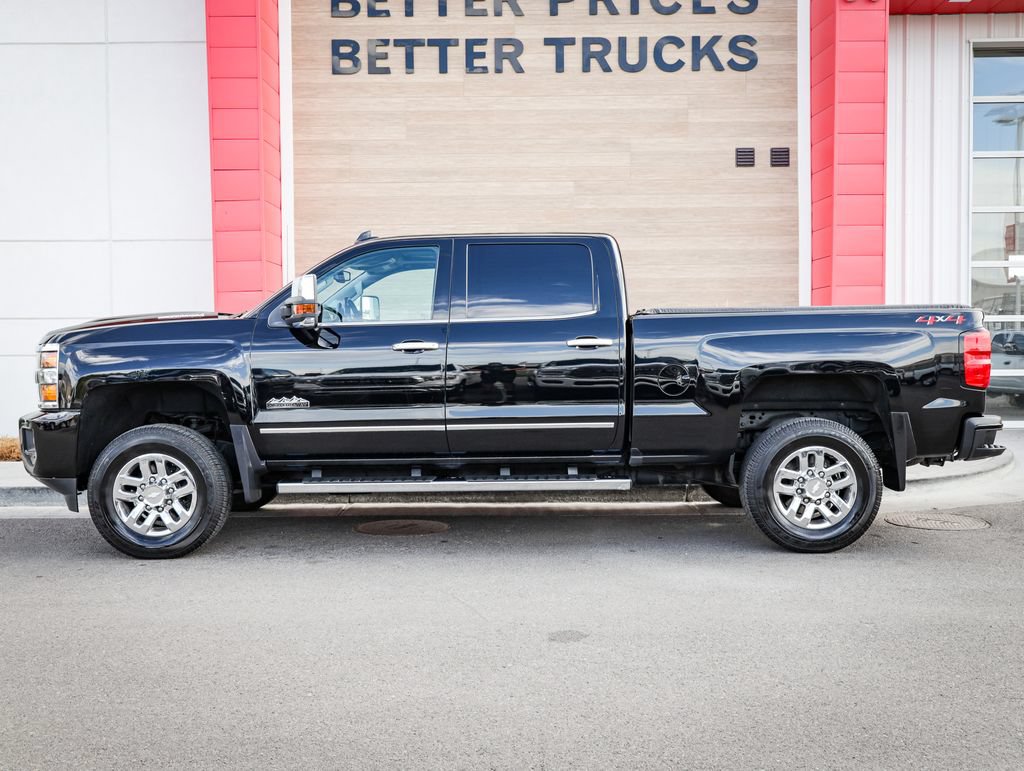 Used 2019 Chevrolet Silverado 3500 High Country w/ Duramax Plus Package AWD/4WD image 8