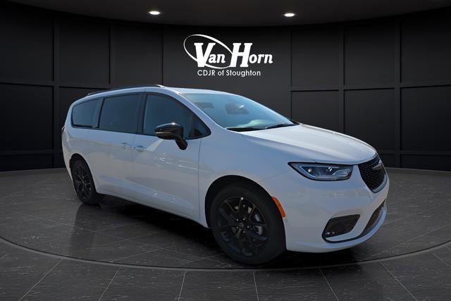 New 2026 Chrysler Pacifica Limited w/ S Appearance Package image 45