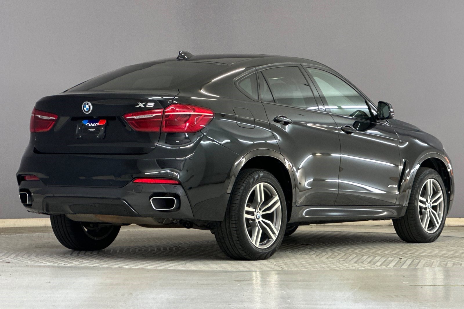 Used 2019 BMW X6 xDrive35i w/ M Sport Package image 8