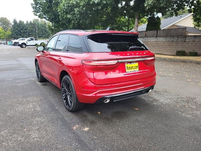 New 2025 Lincoln Corsair Reserve w/ Jet Appearance Package image 3