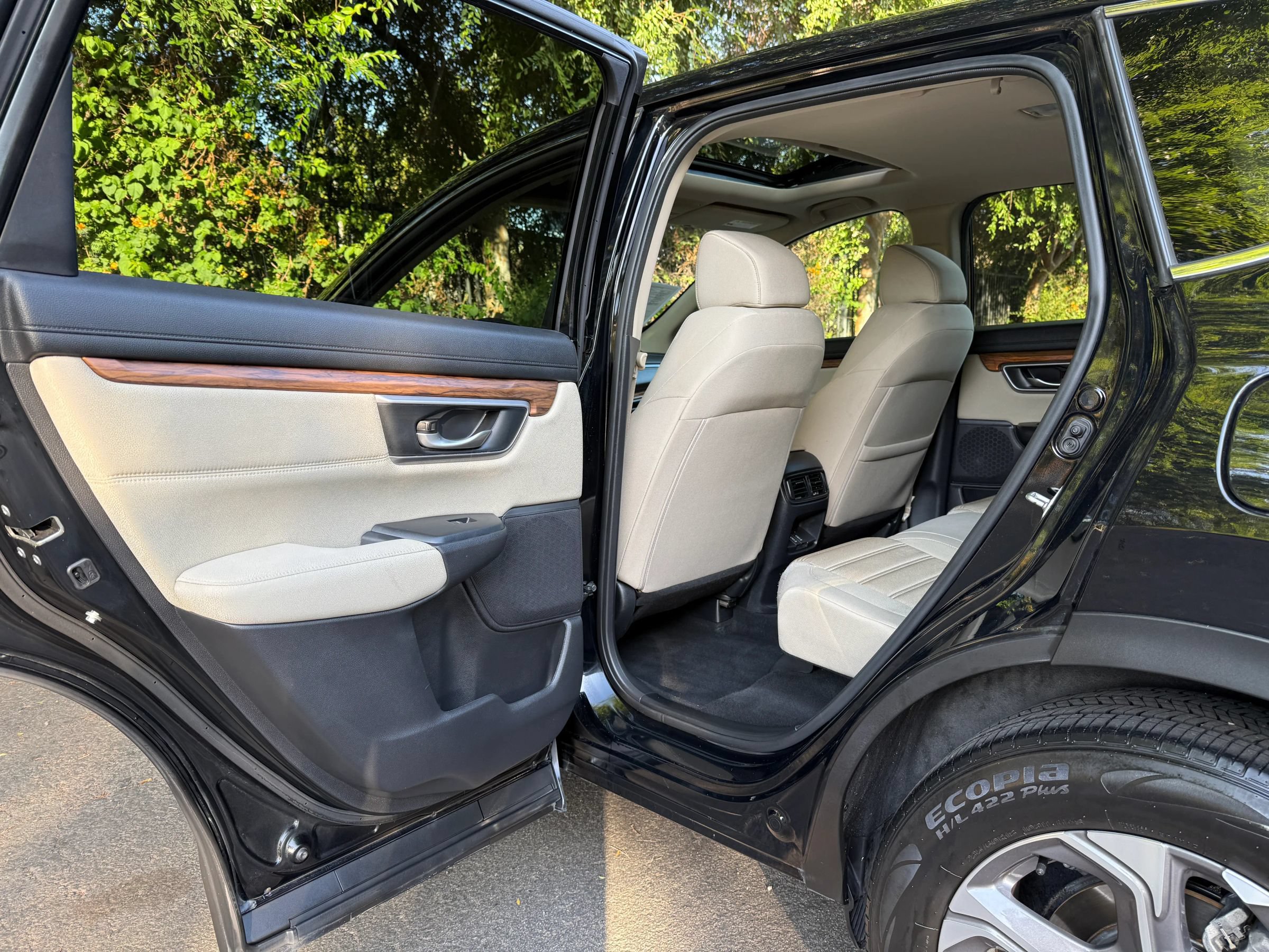 Used 2018 Honda CR-V EX image 16