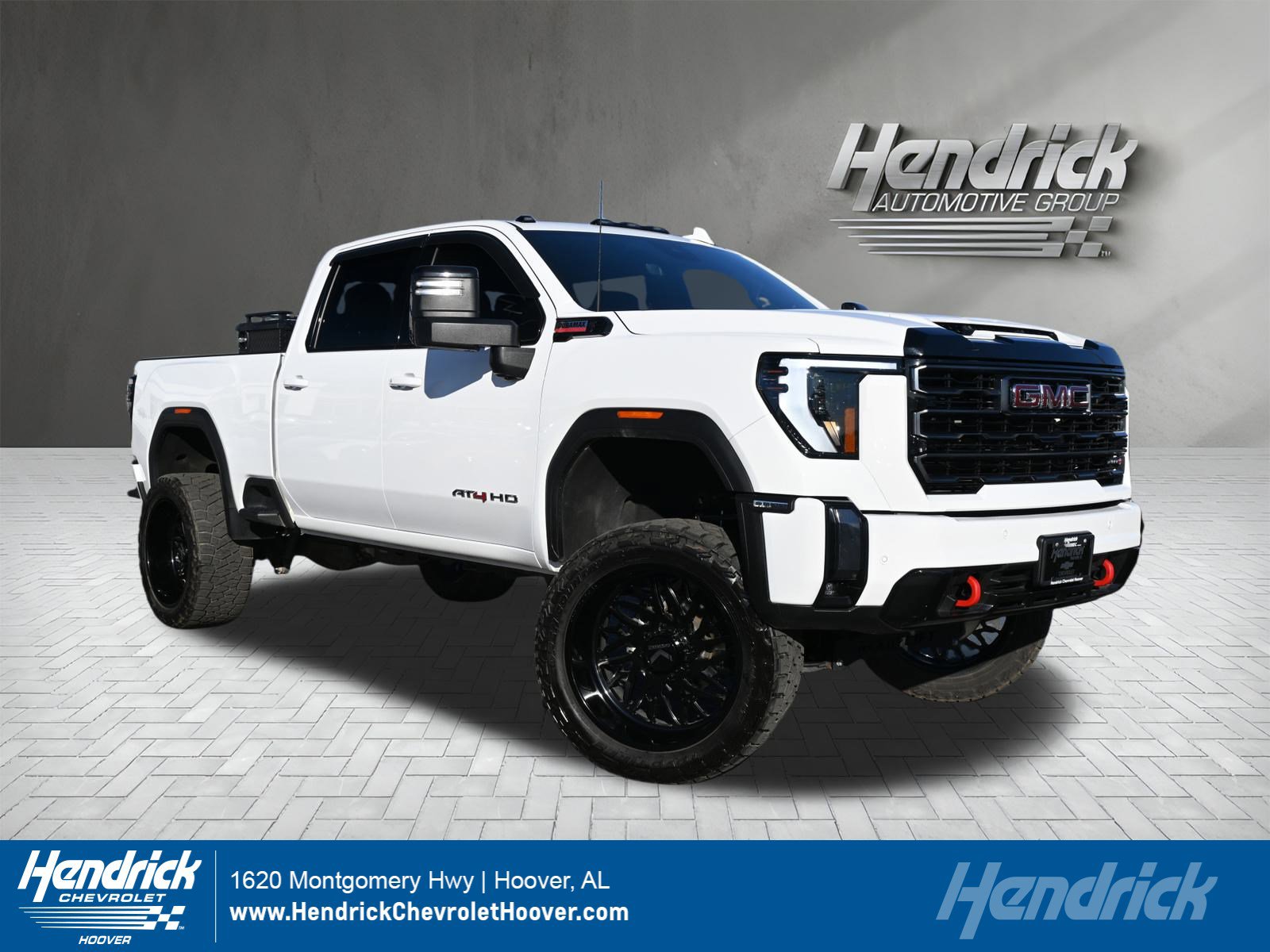 Used 2024 GMC Sierra 2500 AT4 w/ AT4 Premium Plus Package image 1