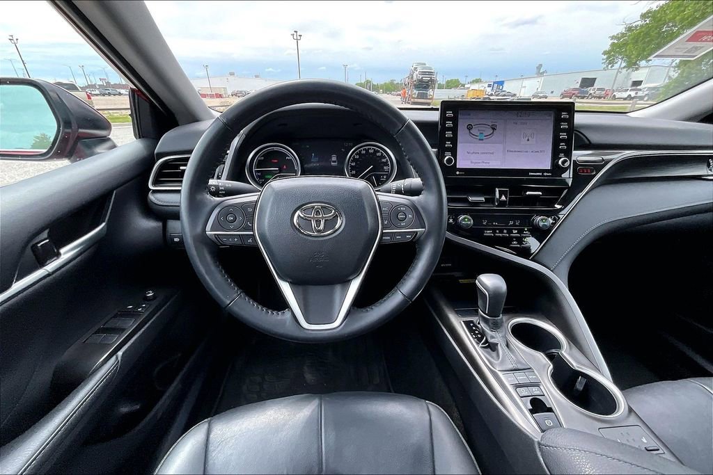 Used 2023 Toyota Camry XLE w/ Cold Weather Package FWD image 5
