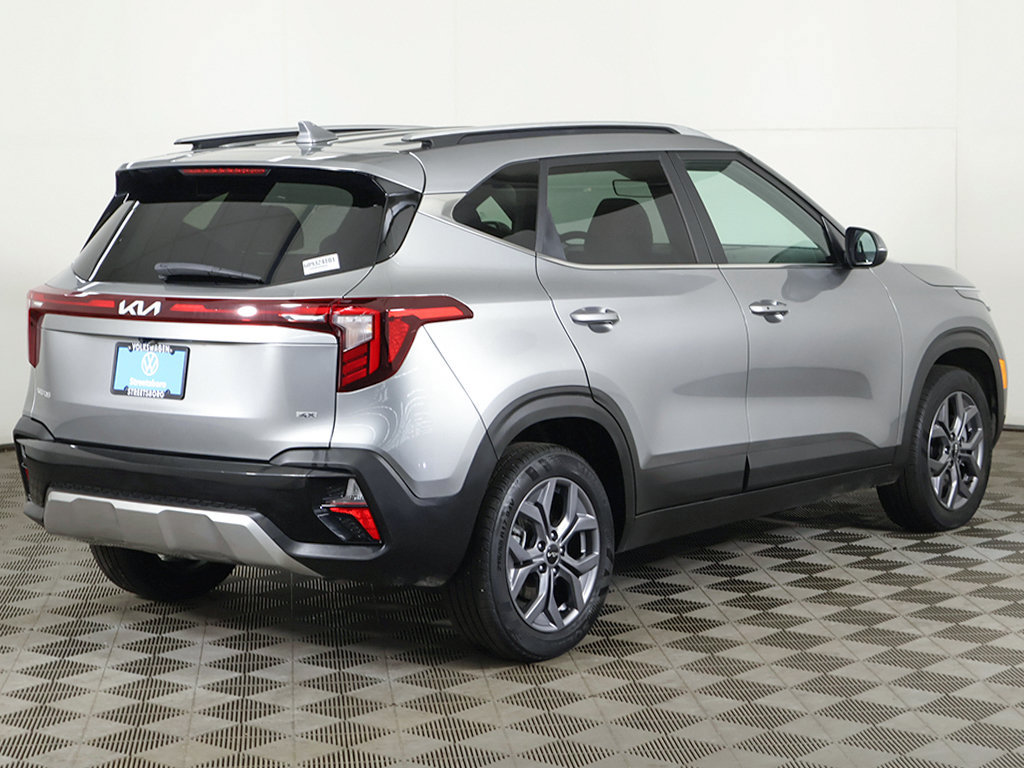 Used 2024 Kia Seltos S AWD/4WD image 10