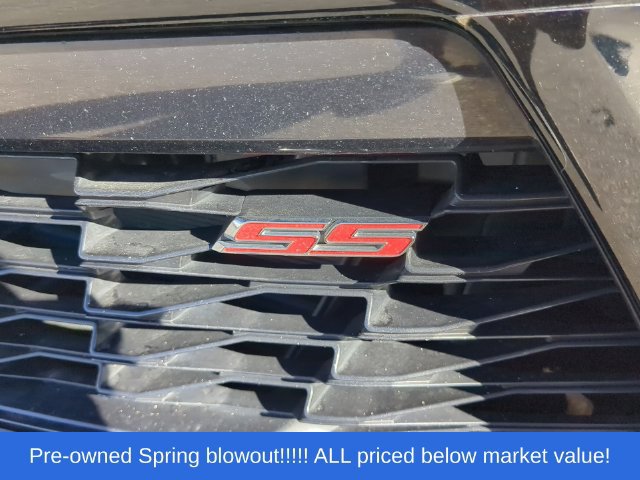 Used 2018 Chevrolet Camaro SS RWD image 9