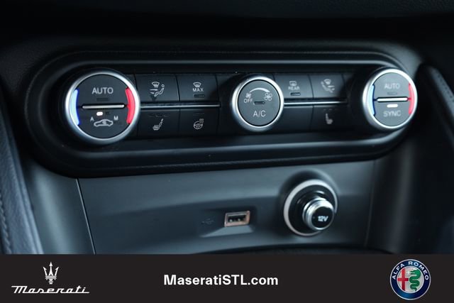 Used 2023 Alfa Romeo Stelvio Ti image 19