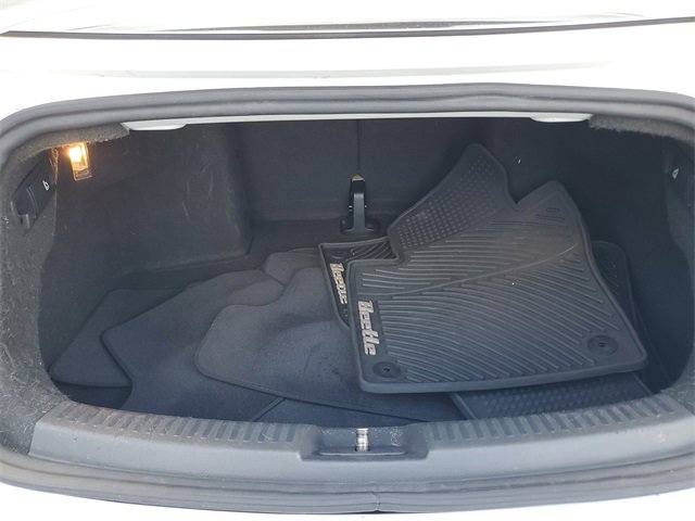 Used 2019 Volkswagen Beetle 2.0T S image 28