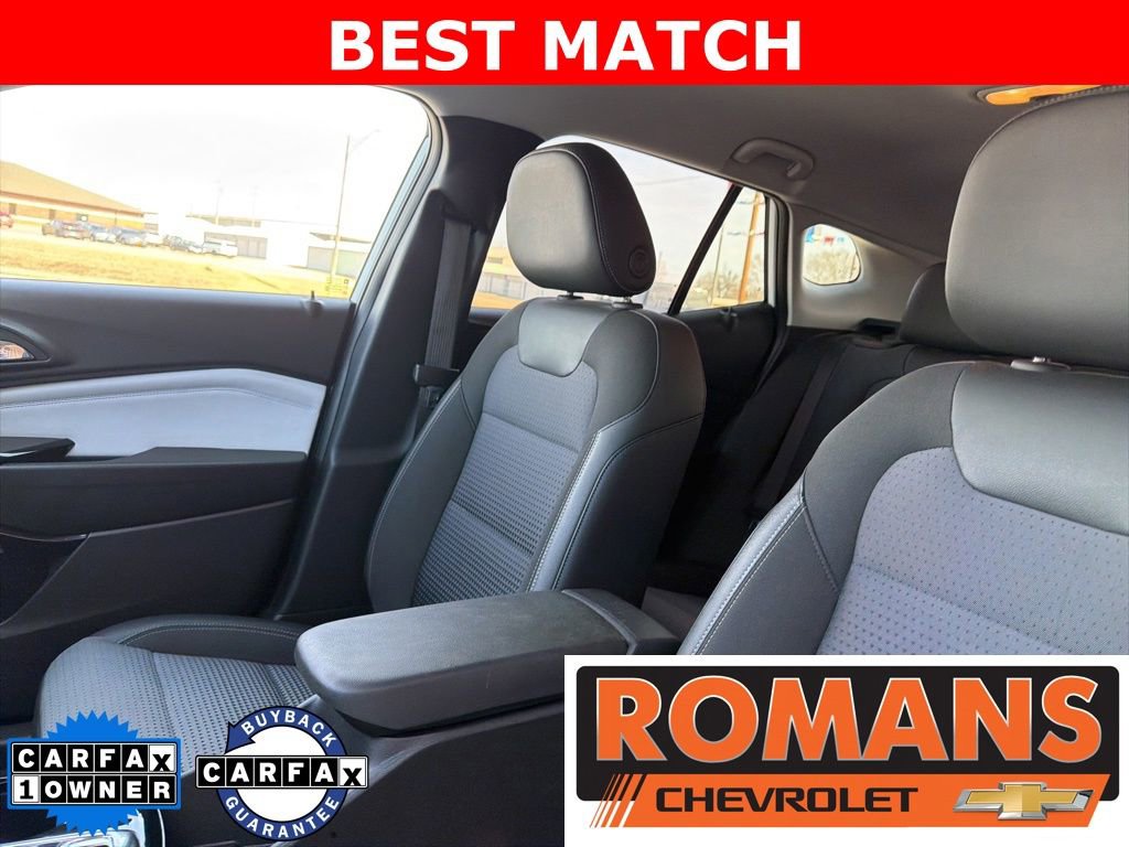 Used 2025 Chevrolet Trax LT FWD image 18