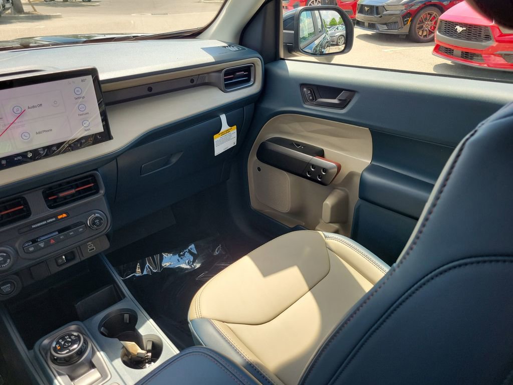 New 2026 Ford Maverick Lariat image 12