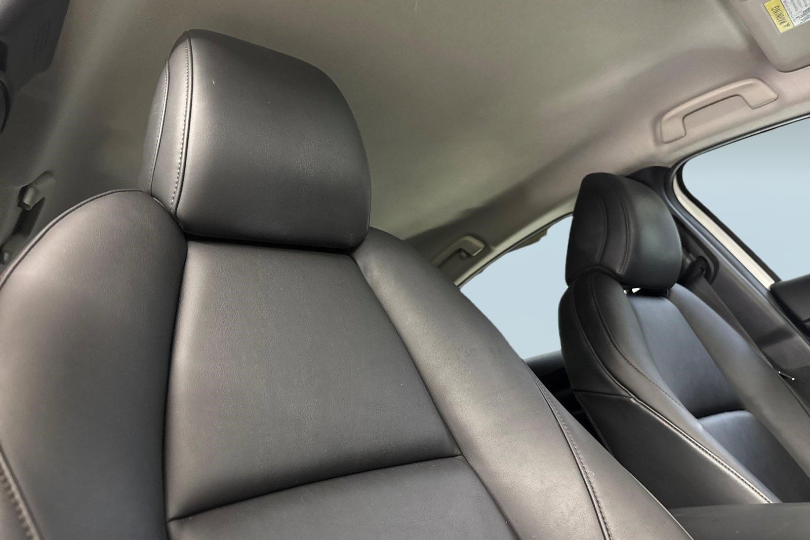 Used 2021 MAZDA MAZDA3 s FWD image 25