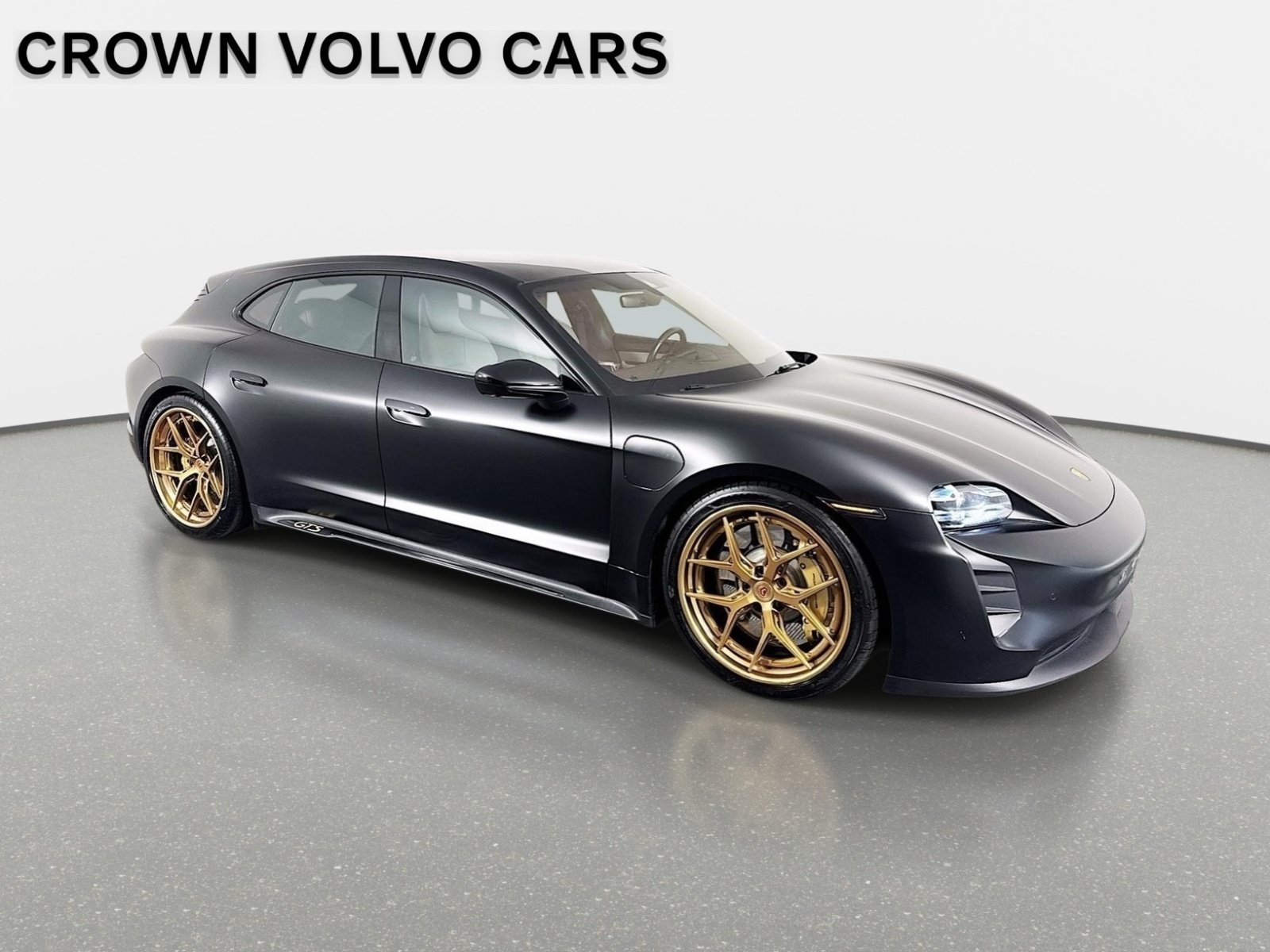 Used 2023 Porsche Taycan GTS AWD/4WD image 3