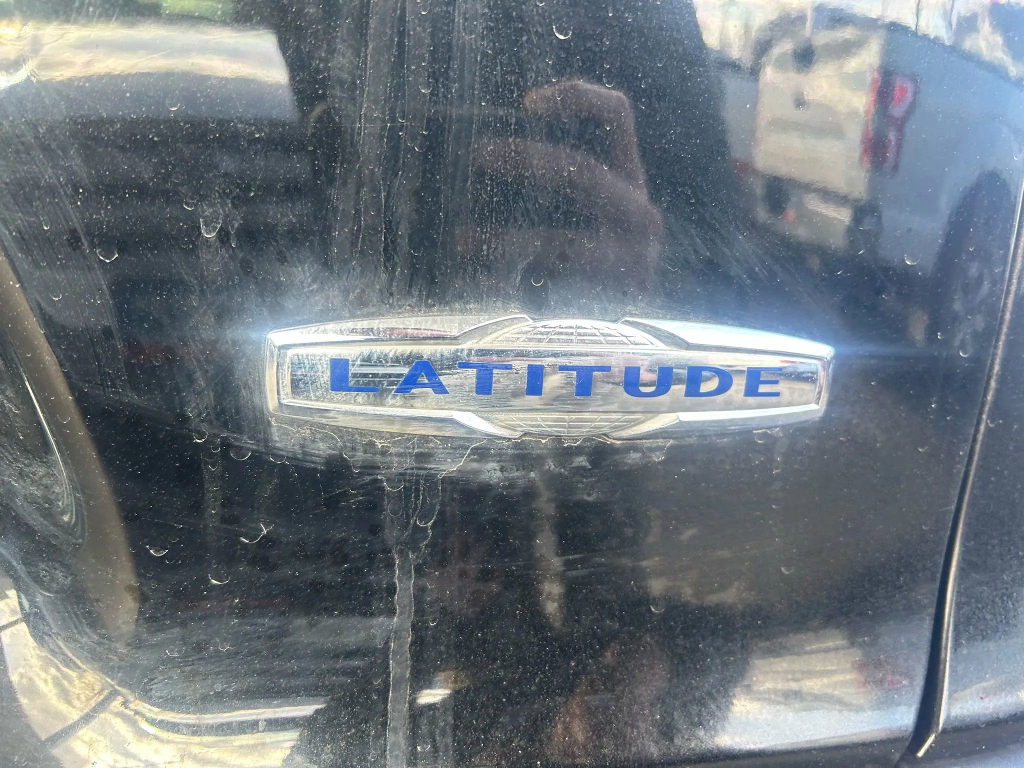 Used 2019 Jeep Cherokee Latitude w/ Popular Appearance Group image 6